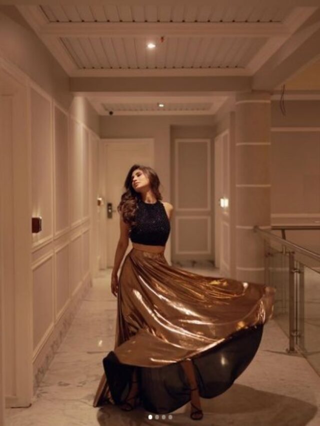 Mouni Roy ने कराया ग्लैमरस फोटोशूट, लग रही है बेहद हॉट और खूबसूरत